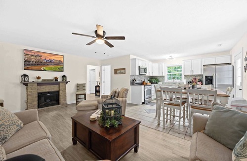 Falls of Rough House | Relaxing Rough River Lake retreat w/spacious yard