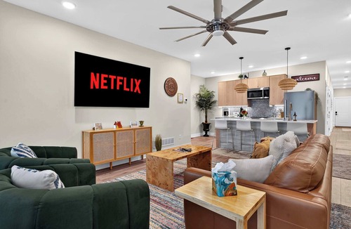Germantown Apartment | Relaxing unit in Germantown near bourbon spots!