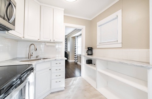 Rosedale House | Remodeled Home Close to KU Med | 2 bed, 1 bath