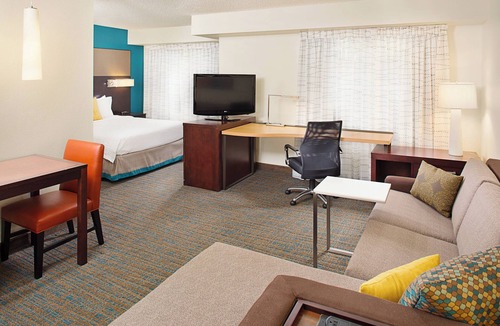 Livonia Hotel | Residence Inn by Marriott Detroit Livonia