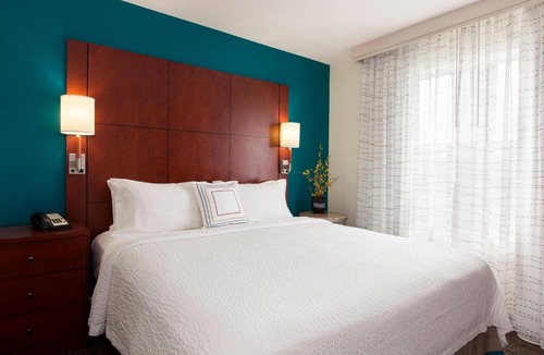 Bedford Park Hotel | Residence Inn Chicago Midway Airport