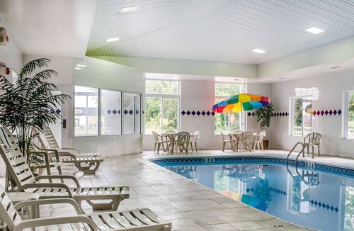 Huron Hotel | Rodeway Inn Huron