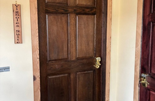 St. James House | Romantic 1-bedroom, 1-bathroom bed & breakfast at charming Winery in St. James