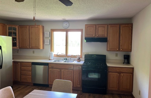 Adrian Cabin | Rustic Cabin in the Woods - 2 Bedroom - 1 Bathroom - near Tennessee IL