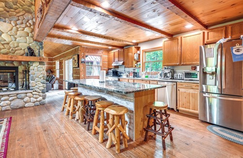 Clarklake Cabin | Sauna & Cold Plunge! Custom-Built Clarklake Cabin