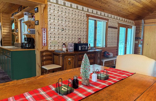 Bessemer House | Serenity POW! *New Outside Hot Tub* 3 Private Acres!
