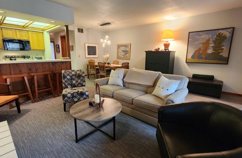 Harbor Springs Condo | Ski-in, Ski-out Condo at Nub's Nob Ski Resort near Harbor Springs & Petoskey
