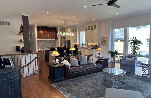 North Center House | Sleek New 6BR Greystone - Rooftop, In-Law Ste, Walk to Wrigley & Block to Train