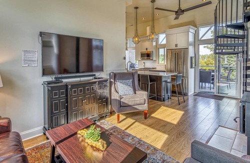 Miller Beach House | Smart Home, direct Beach Dunes Nat’l Park access, Hot Tub, luxury amenities