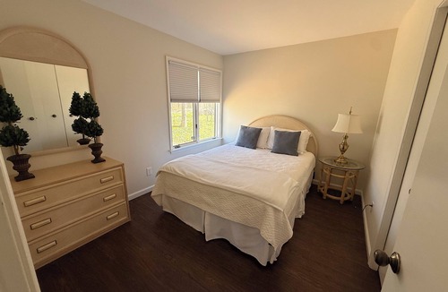 Birchwood Farms House | Spacious 4-bedroom house with Stadium-Views of Birchwood Farms Golf