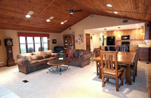 Palatine House | Spacious 4-bedroom house in Palatine with hot tub, firepit, and pool table