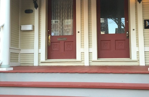 East Hyde Park House | Spacious 4 BR Home in Hyde Park