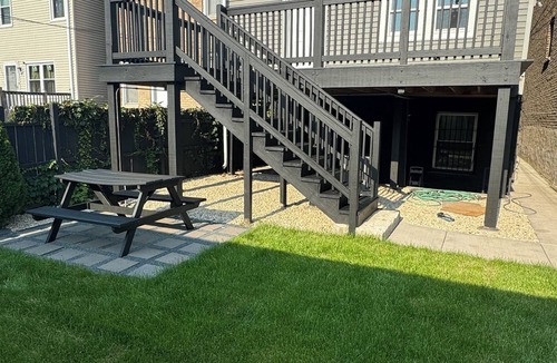 The Gap House | Spacious 4BR Bronzeville Retreat - Near Downtown - Sleeps 9