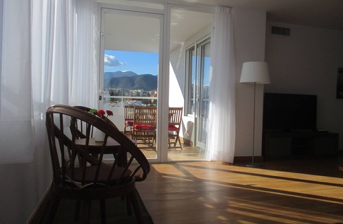 Torremolinos Apartment | Spacious apartment on the beach, FREE WIFI FIBER, wonderful views, Playamar