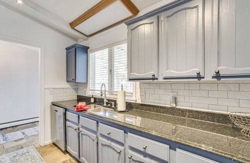 Gaylord House | Spacious Getaway w/Beach & Views on Otsego Lake!