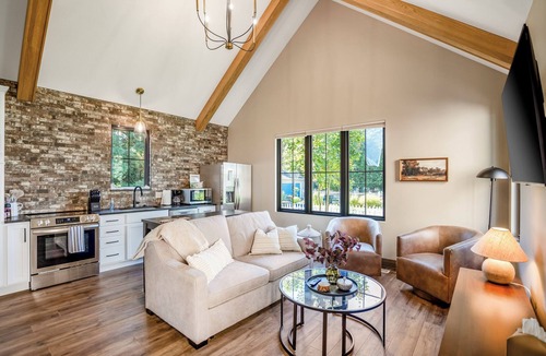 Bowling Green House | Stay close to your student in this private, brand-new tiny home near campus and downtown. Walk to great dining, enjoy modern comfort, and relax in a peaceful, thoughtfully designed space.