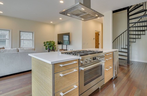Oakland House | Steps to Lake & Beach! Multi-Level Oakland Haven