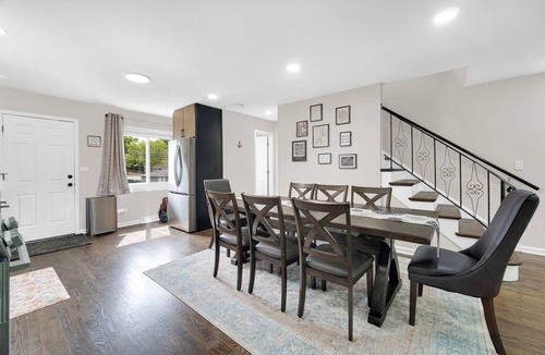 Evanston House | Stunning Evanston Retreat Near Northwestern University