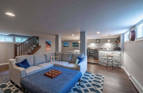 Sister Bay Cabin | Stunning home in Downtown Sister Bay-Sleeps 12