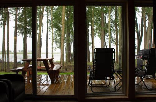 Au Gres House | Stunning Sunrise Shore