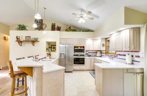 Sturgis House | Sturgis Home w/Yard < 1 Mi to Minnewaukan Lake
