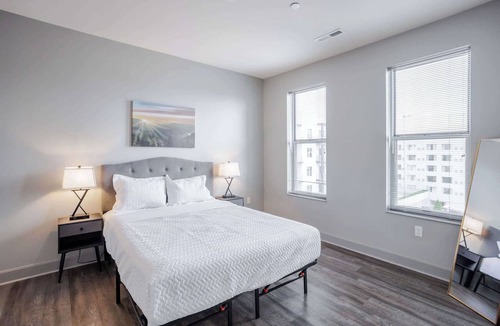 Central Business District Apartment | Stylish 1BR/1BA CozySuites at the Banks