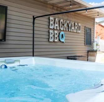 Appleton House | Sunny Days Await Seasonal Pool & Hot Tub Retreat