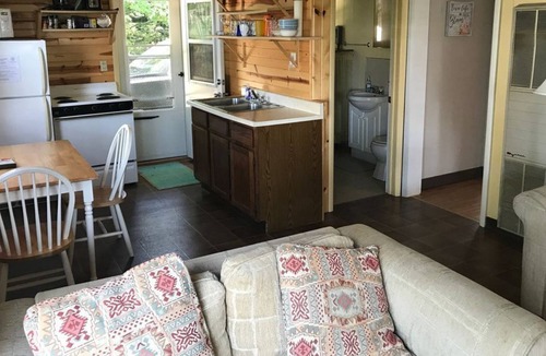 Muskegon Cottage | Sunset Beach Cottages #4 - Lake Michigan Shoreline
