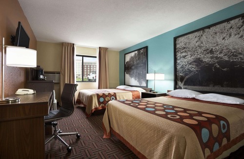 Mount Vernon Hotel | Super 8 by Wyndham Mt. Vernon IL