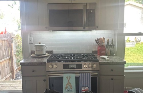 Neenah House | Super cute house with views of the lake. Great walkability score!
