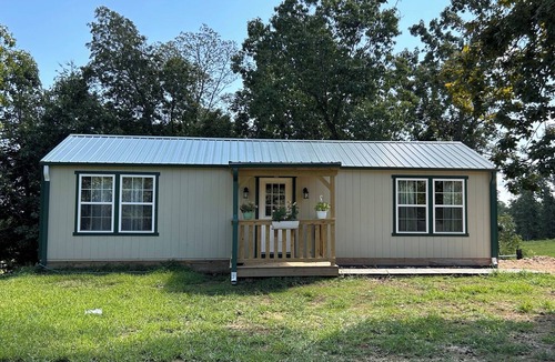 Licking Cabin | Texas Longhorn Ranch-Private Cabin-Pasture Views