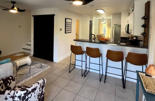 Braithwaite House | THE BELLE - Close to Downtown NOLA! Walk to the Naval Air Station Joint Reserve!