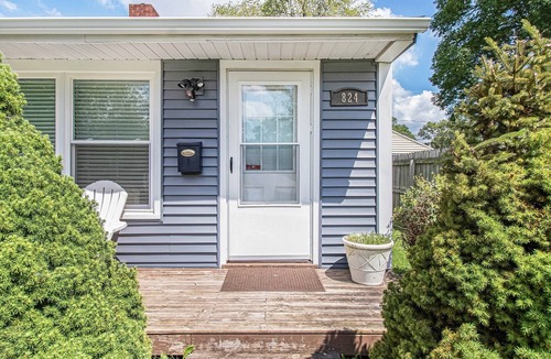 Northeast South Bend House | The Corby by Golden Home Rentals