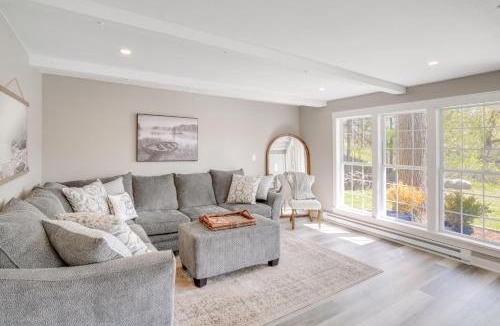 Campbellsport House | The Cottage on Lake Bernice - Campbellsport