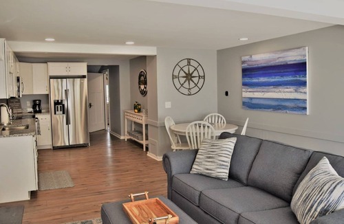 Anchorville House | The Cottages at Northpointe - 1,2,3