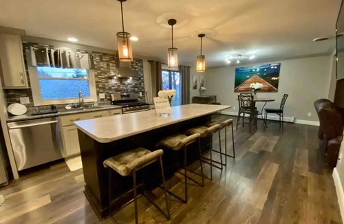 New Haven House | The Family and Friends Home