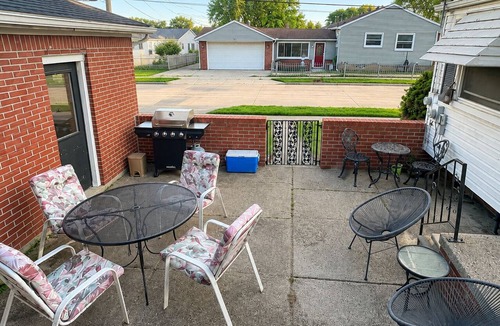 Madison Heights House | The Hangout HQ - Your Metro Detroit Base Camp - Fun for Families & Friends