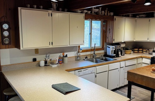 Harbor Springs House | The Hay Loft - 3-bedroom home in charming Harbor Springs