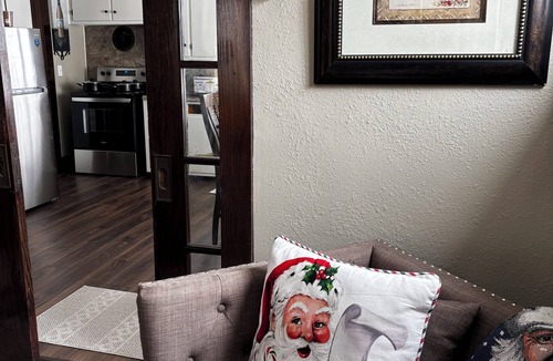 Defiance Apartment | The Inn on Holgate Avenue Suite 1 2 BR Queen/full bed Kitchen Sleeps up to 4