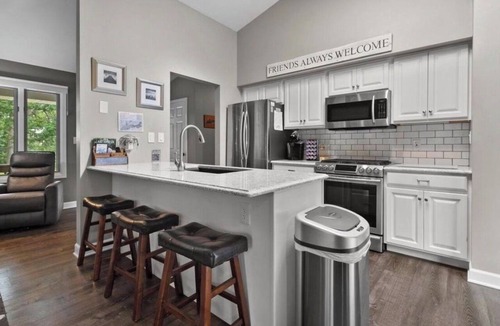 Williams Bay House | The Lake Escape- Lake Geneva, Pier 290