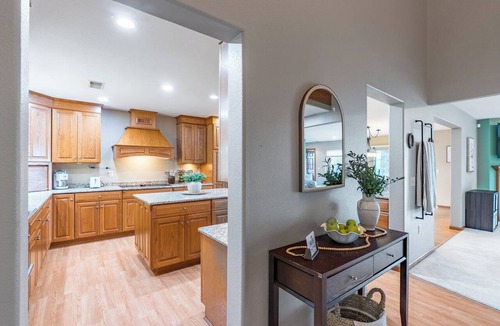 Mosinee House | The Lake House on DuBay - Family-Friendly Retreat