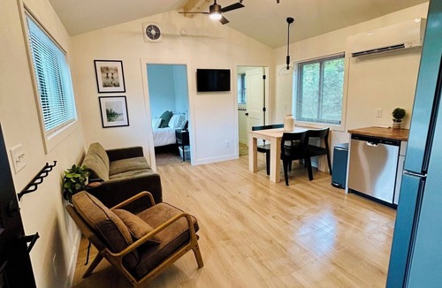 Porterfield House | The Meadows - New! Menominee River Tiny Cottage