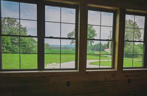 Golconda Cabin | The Shawnee Farmhouse - 3-bedroom, 2 bathroom, cabin the heart of Southern IL