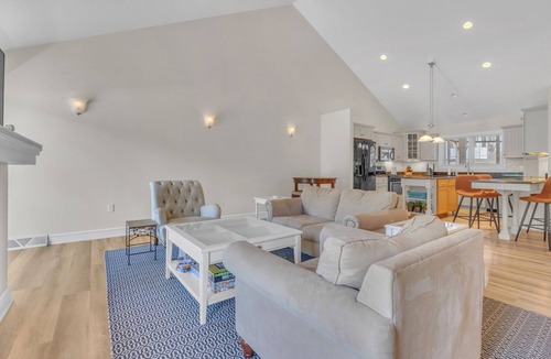 Elkhart Lake Condo | The Victory Lap - Family Friendly Sleeps 10