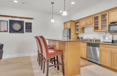 Elkhart Lake Condo | The Victory Lap - Family Friendly Sleeps 10