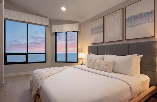 Marblehead Hotel | The Wave at Marblehead