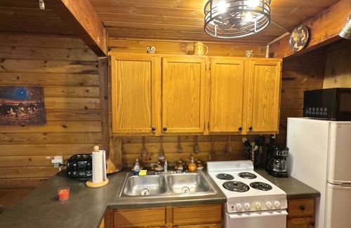 Bessemer Condo | The Windsong Lodge #3