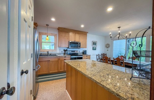 Silver Bay House | Thorson's Landing - Lake Superior - Silver Bay, MN - Cascade Vacation Rentals