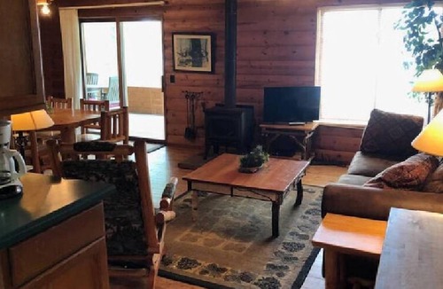 Ely Apartment | Timberwolf .