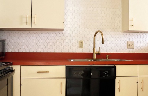 Soulard Apartment | Top 10% Rated Soulard Stay: 4 mins to Busch Stadium & Walk to Soulard Market